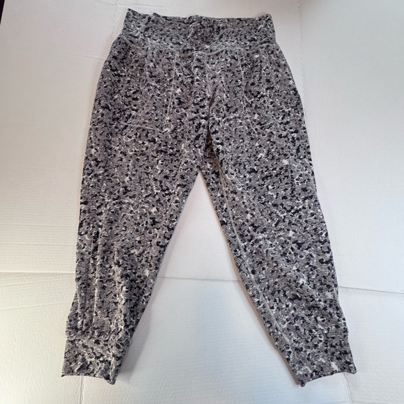 Athleta Printed Jogger Pants Women’s 2X Gray Black High Rise Stretch - Picture 2 of 11